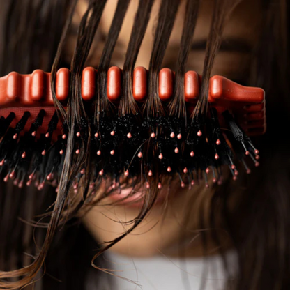 CurlDefine™ Styling Brush