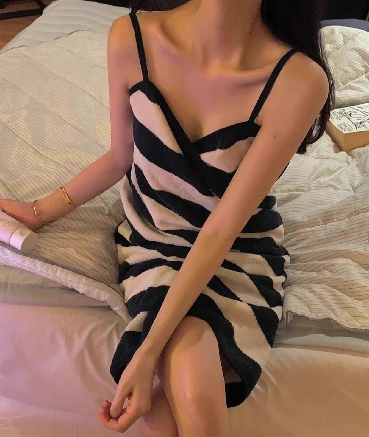 GlowWrap™ Wearable Bath Towel